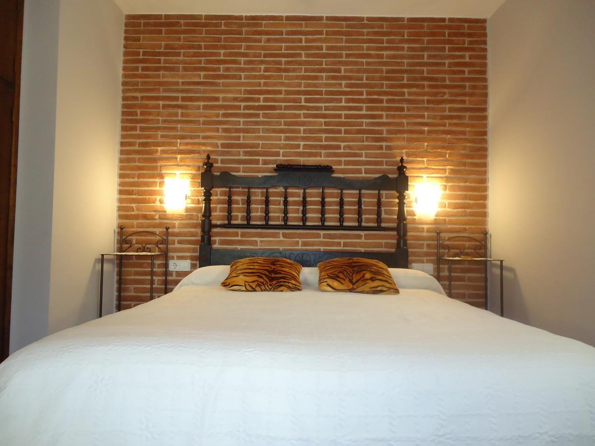 Hostal Casa Laure Y Mª Jose Arens de Lledo المظهر الخارجي الصورة