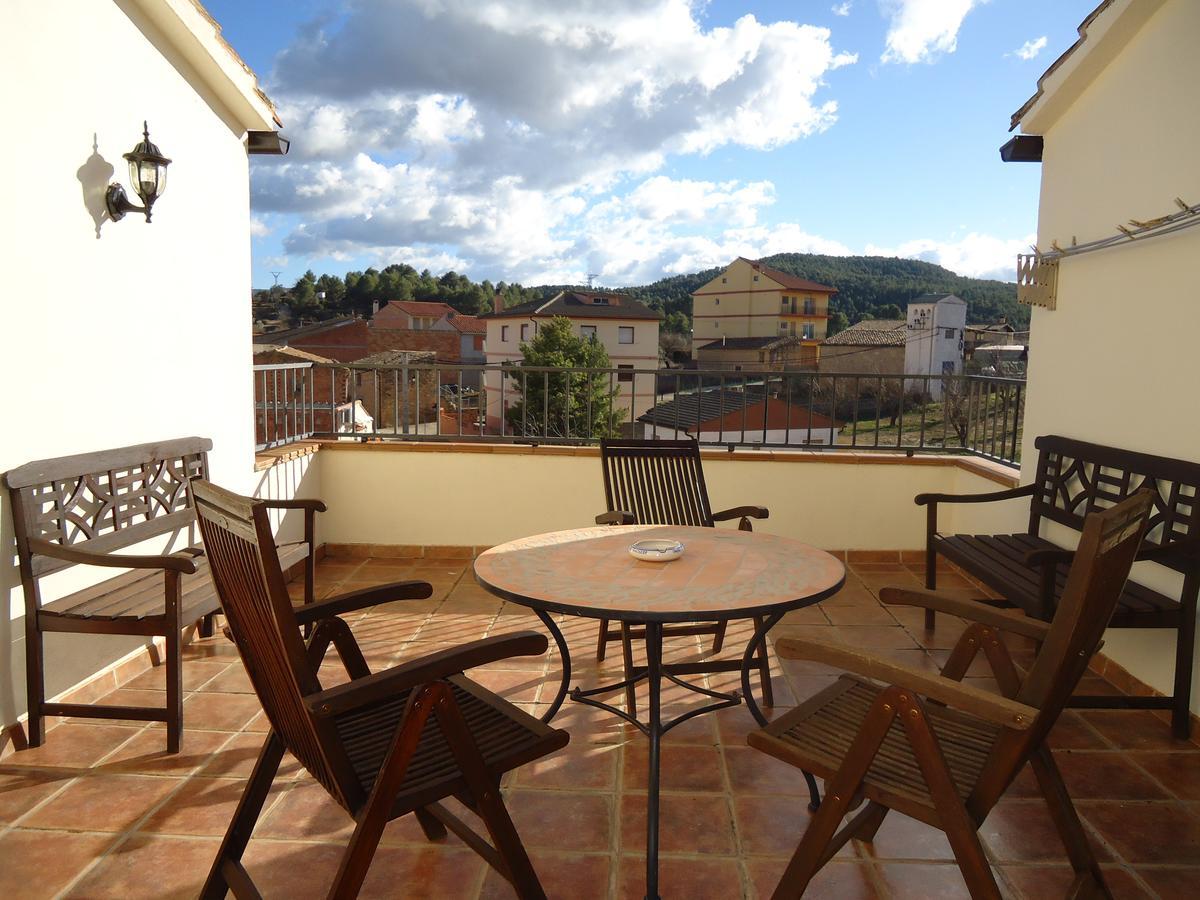 Hostal Casa Laure Y Mª Jose Arens de Lledo المظهر الخارجي الصورة
